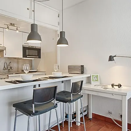 Bmyguest - Historical Ii * Cascais